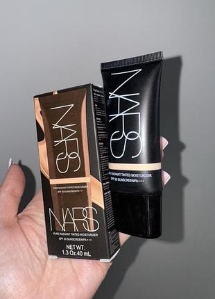 Невероятный тональный крем nars