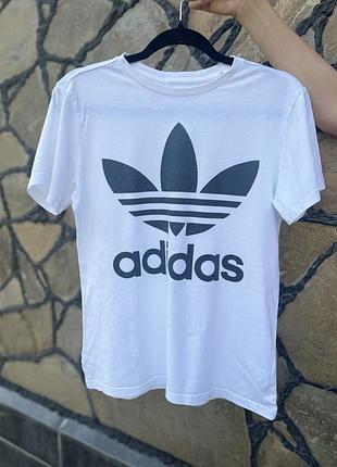 Футболка adidas originals