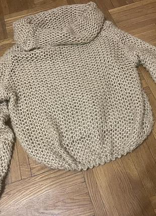 Світер з крупною вʼязкою і хомутом