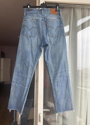 Блакитні джинси levi’s , на високій посадці , wedgie straight 24