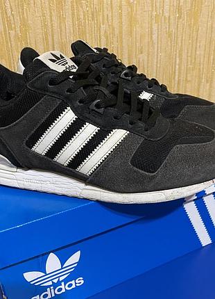 Кросівки adidas