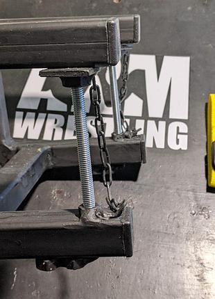 Вертикальний блок для тренування з армреслінгу. армрестлинг блок