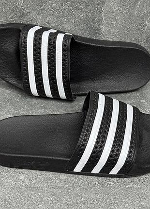 Чорні тапочки шльопанці adidas adilette 280647