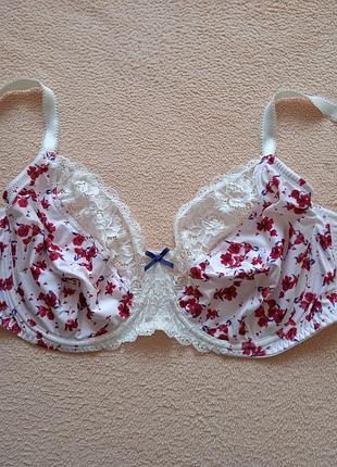 Бюстгалтер f&f 90dd