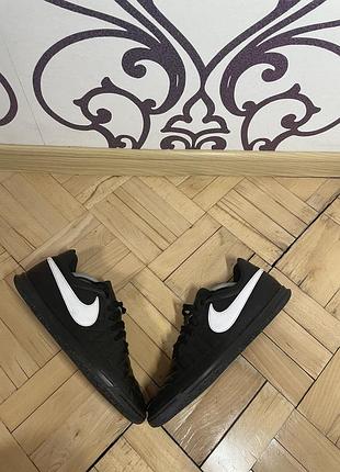 Футзалки копы сороконожки nike bruins