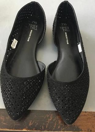 Красивые туфли перфорация 39-40р