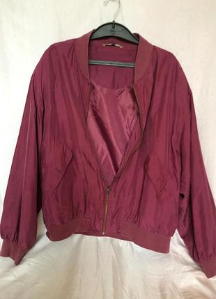 Куртка весняна бордова з натурального шовку розмір 52-54
