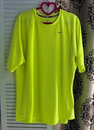 Футболка nike dri-fit