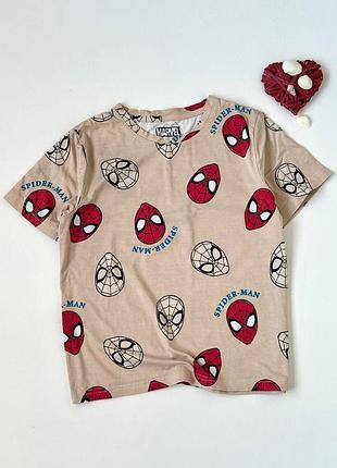 Футболка marvel 7-8 лет
