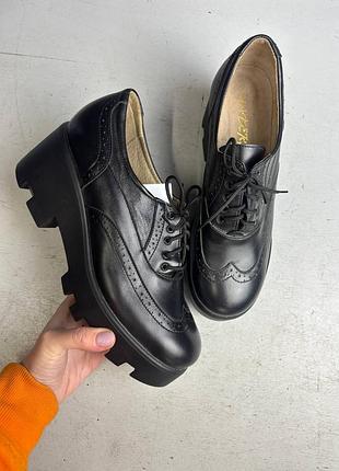 Женские туфли кожаные броги