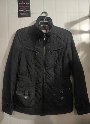 Тоненькая женская курточка на весну.стан - идеальный