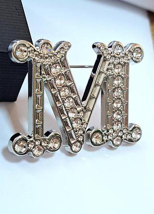 Брошь буква м, буква м, два вида