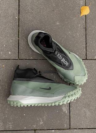 Nike acg mountain fly gore-tex green black 4