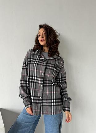 Женская рубашка в клетку
