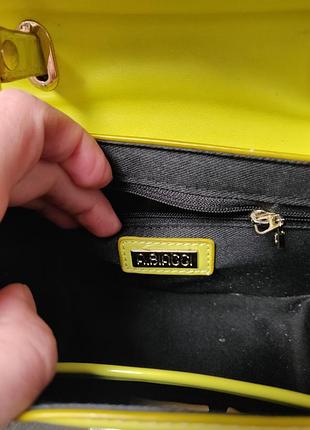 Сумка кросбоді лакована 4