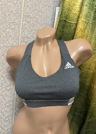 Спортивный топ