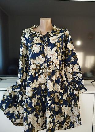 Платье в цветы