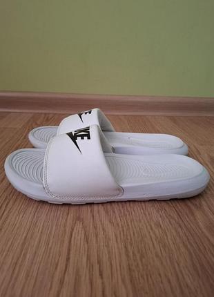 Шлепанцы 38р