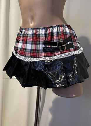 Готическая секси юбка-школьница лаковая в клетку