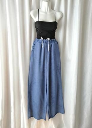 Літній костюм