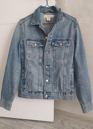 Джинсовая куртка