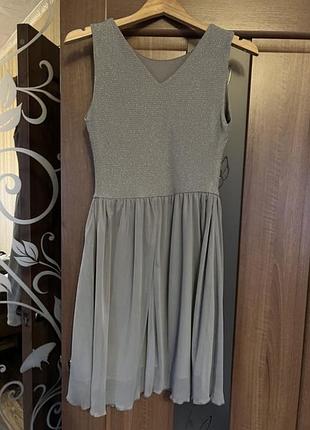 Женское платье