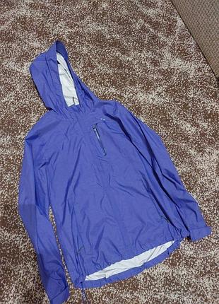 Спортивна ветровка