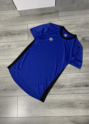 Спортивна футболка umbro