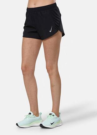 Спортивные беговые шорты nike womens fast tempo shorts