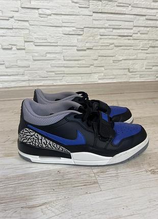 Стильные кожаные кроссовки nike jordan legacy 312 8