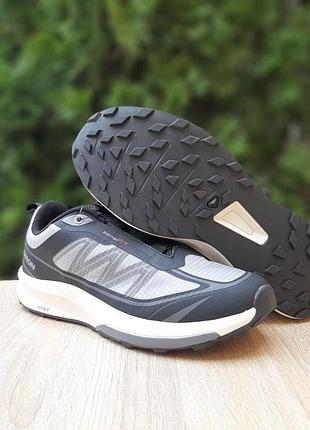 Мужские качественные и стильные кроссовки salomon sensifit boa светло серые с черным 3