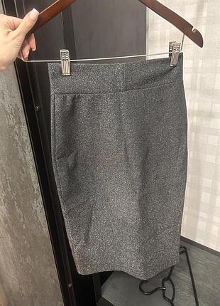 Спідниця по фігурі