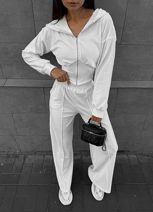 Новая моделька спортивный велюровый костюм