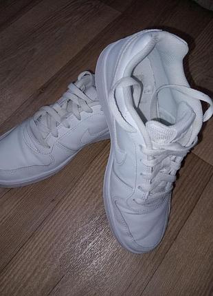 Kроссовки кроссовки nike 4