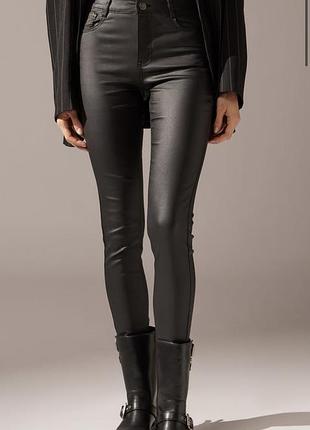 Легінси скіні з ефектом шкіри calzedonia