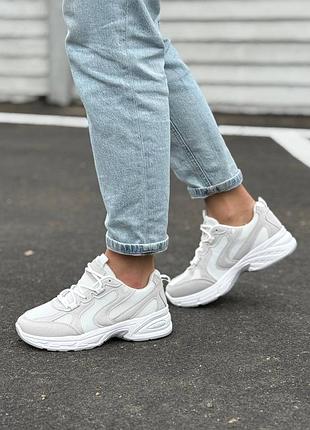 Женские качественные и стильные кроссовки stilli белые с серым