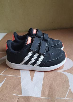 Кроссовки adidas 26 размер