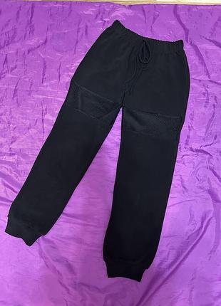 Джоггеры с вставкой сетки