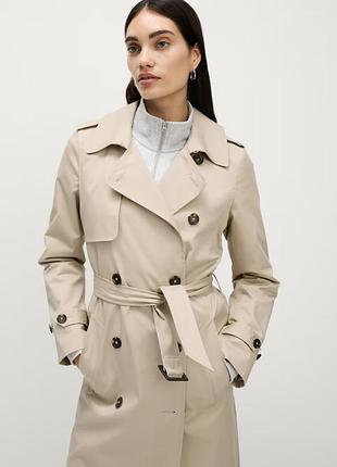 Плащ / тренч до колена mark & spenser супер качественный, плотный, стильный. молочный тренч. пальто