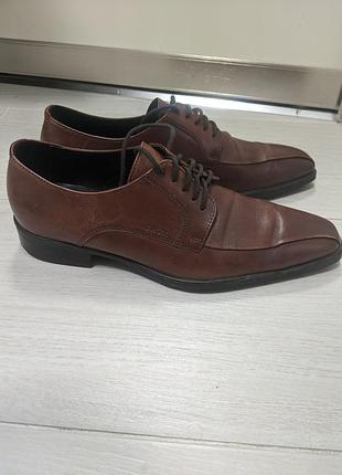 Туфлі з натуральної шкіри geox, якісні та солідно виглядають, стан ідеал, sіze 40(26,5 см устілка )