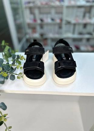 Босоножки детские 3