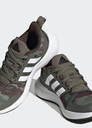 Кросівки adidas розмір 40