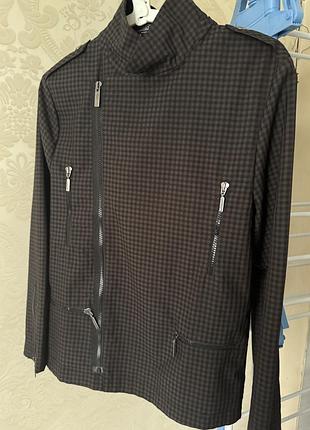 Пиджак, ветровка, легкая куртка