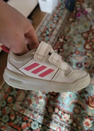 Продам кросівки