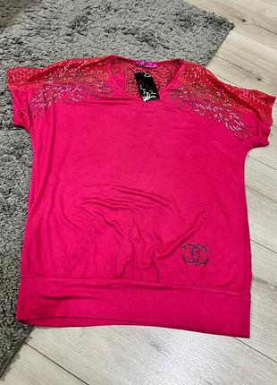 Жіноча футболка