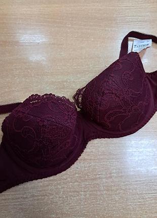 Бюстгвлтер мілавіца 70е