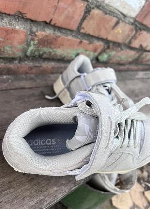 Кроссовки adidas4 фото