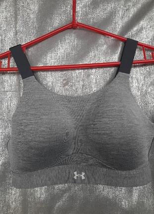 Лиф топ спортивный under armour