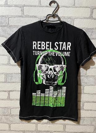 Чоловіча футболка s або підліткова