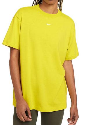Футболка nike essential center swoosh